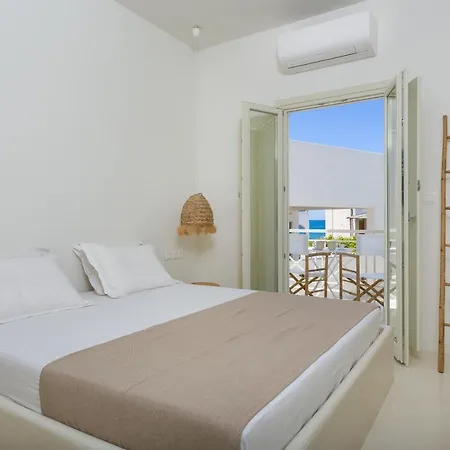 Kokoon Parikia (Paros)