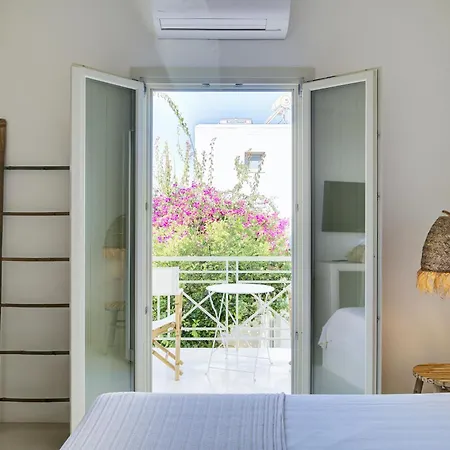 Kokoon * Parikia (Paros)
